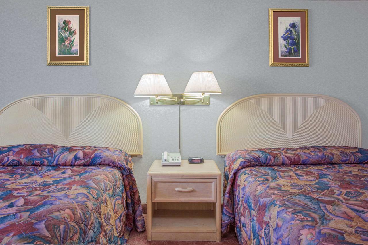 Empire Inn Брендон Екстер'єр фото