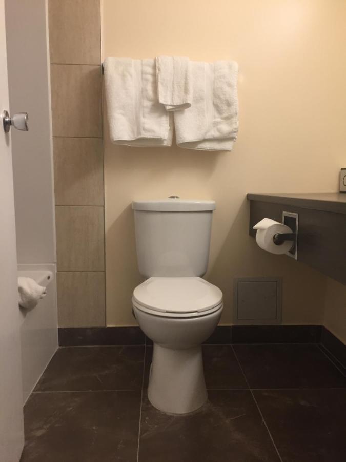 Empire Inn Брендон Екстер'єр фото